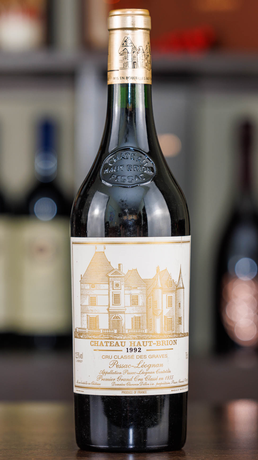 Вино Chateau Haut-Brion 1992 года купить Вино Chateau Haut-Brion 1992 года купить